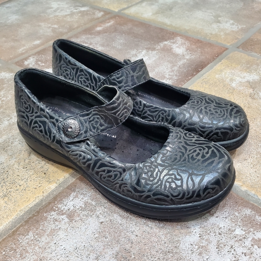 Spring Step Mary Janes